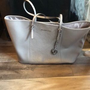 Michael Kors Jet Set tote